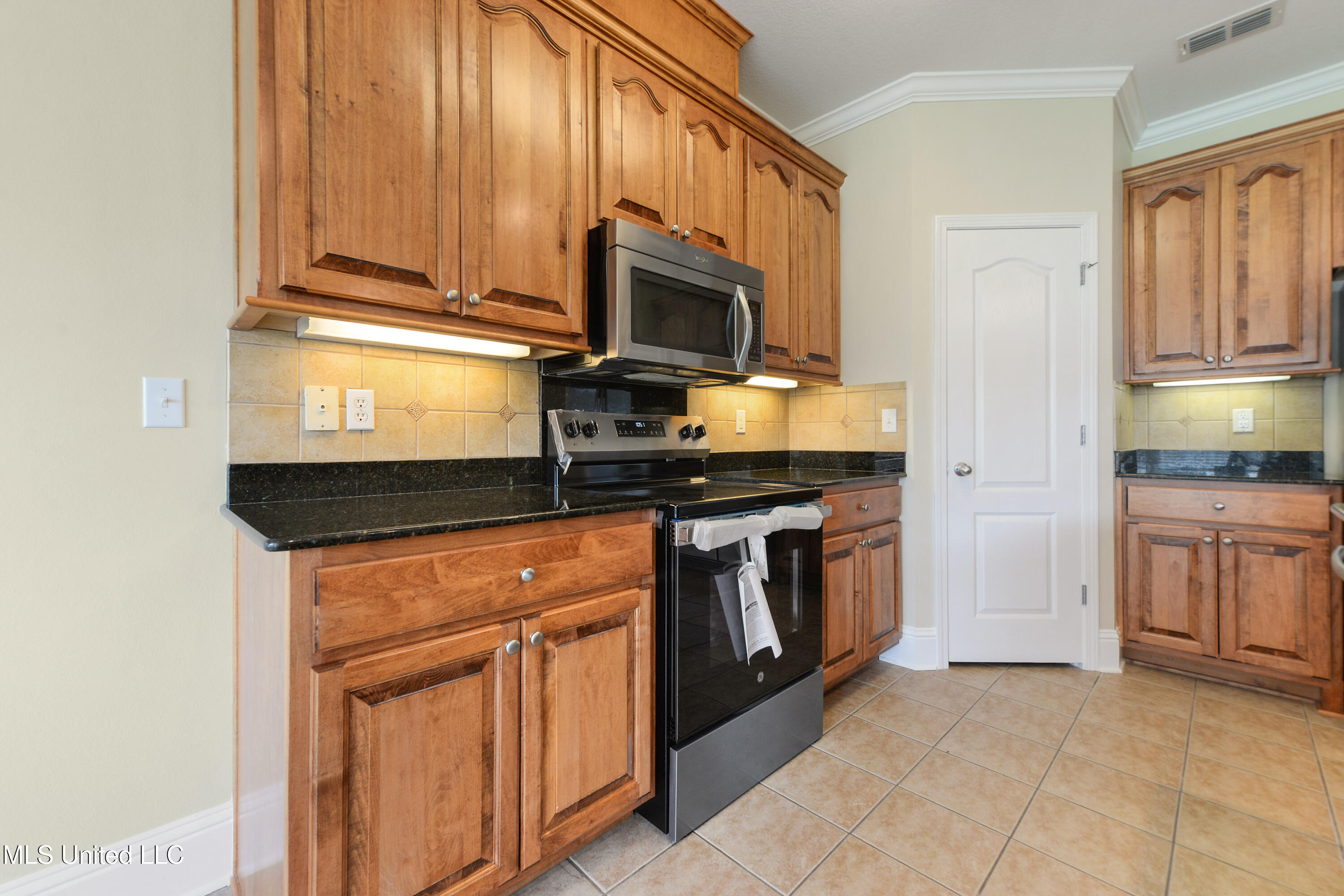 2808 Rue Beaux Chenes Central Ocean Springs, MS 39564 - Photo 11 of 42 008