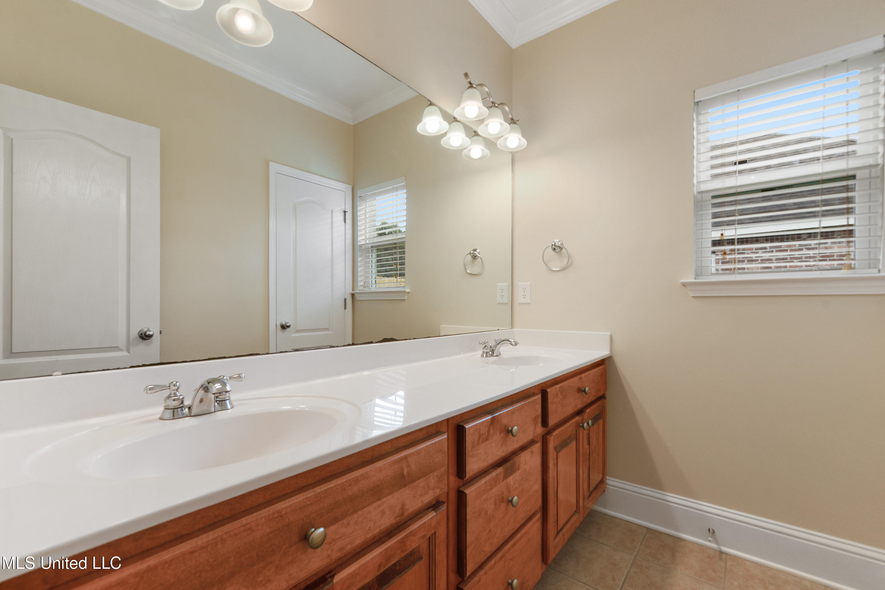 2808 Rue Beaux Chenes Central Ocean Springs, MS 39564 - Photo 23 of 42 026
