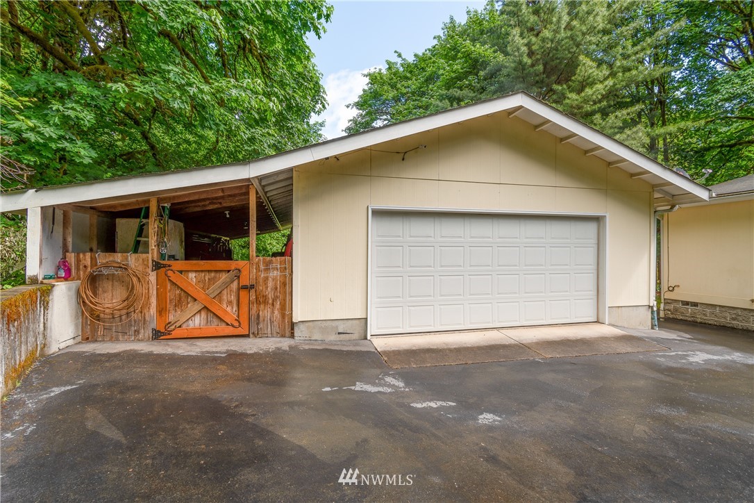 106 Slide Creek Road Longview, WA 98632 - Photo 5 of 38 a view of outdoor space and garage