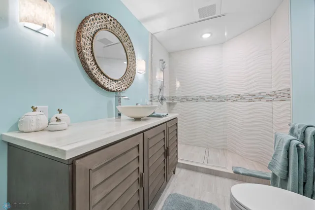 $1,130,000 | 505 Tessa Drive, Moorhead, MN 56560