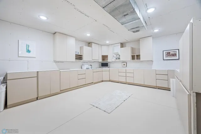 $1,130,000 | 505 Tessa Drive, Moorhead, MN 56560