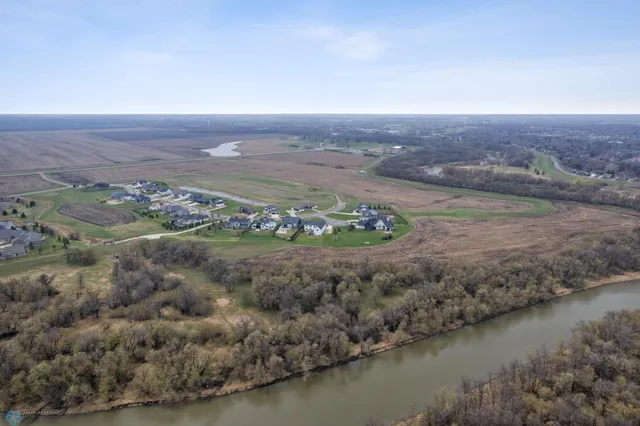 $1,130,000 | 505 Tessa Drive, Moorhead, MN 56560