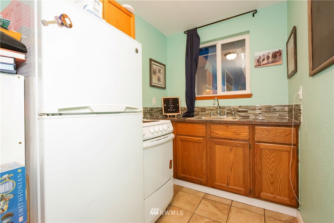 1442 Southwest Wildwood Road Port Orchard, WA 98367 - Photo 22 of 29 Gallery Image 22