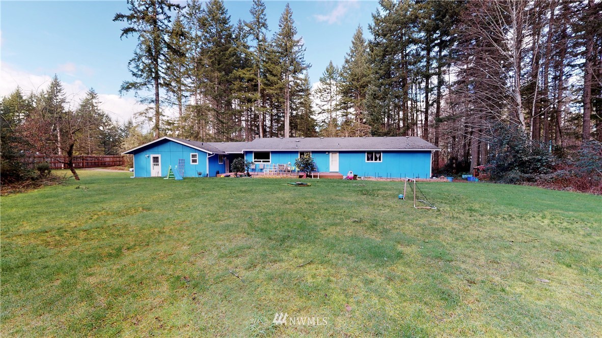 1442 Southwest Wildwood Road Port Orchard, WA 98367 - Photo 24 of 29 Gallery Image 24