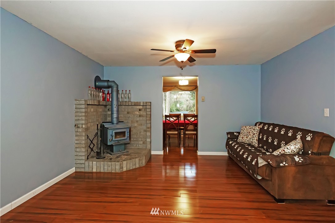 1442 Southwest Wildwood Road Port Orchard, WA 98367 - Photo 5 of 29 Gallery Image 5