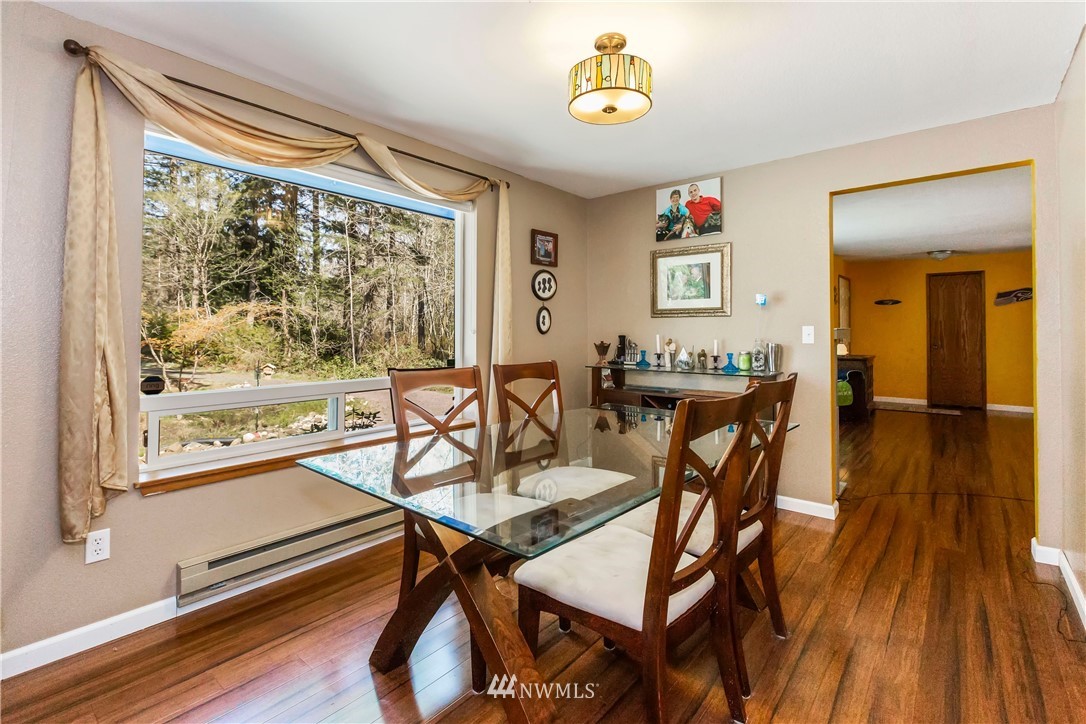 1442 Southwest Wildwood Road Port Orchard, WA 98367 - Photo 6 of 29 Gallery Image 6