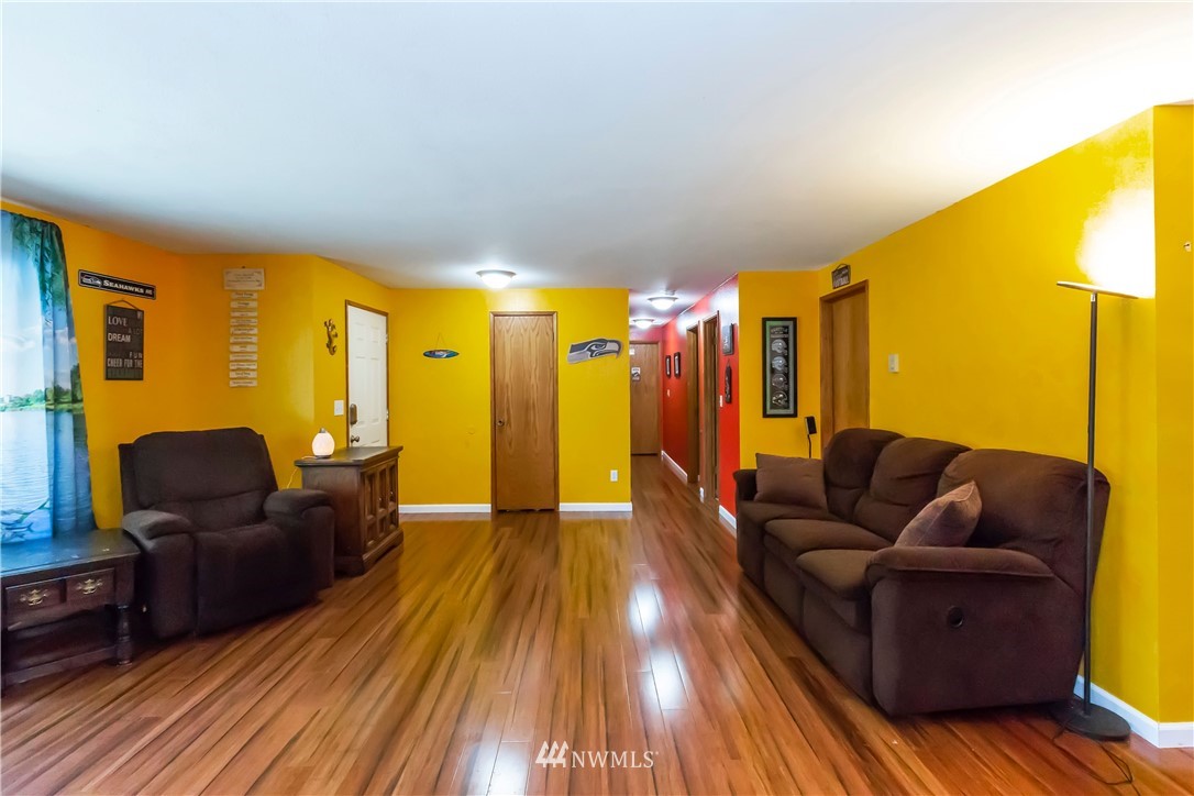 1442 Southwest Wildwood Road Port Orchard, WA 98367 - Photo 7 of 29 Gallery Image 7