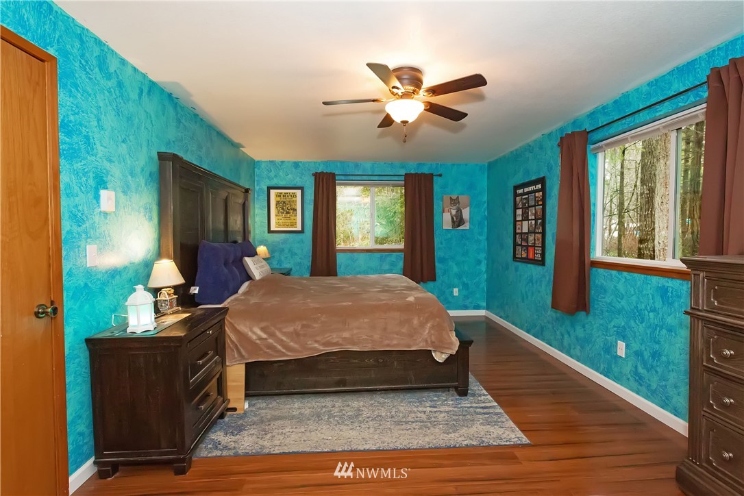 1442 Southwest Wildwood Road Port Orchard, WA 98367 - Photo 9 of 29 Gallery Image 9