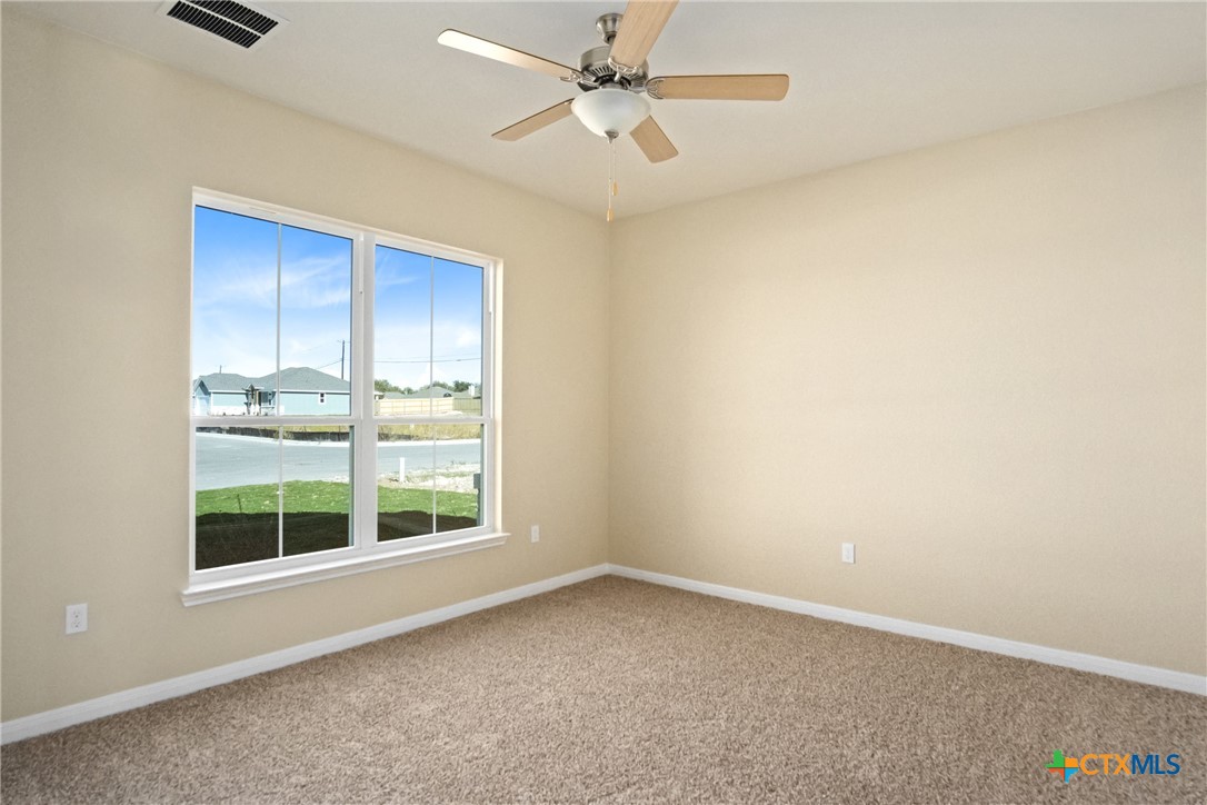 3211 Llano Alto Circle Temple, TX 76504 - Photo 13 of 29 an empty room with windows