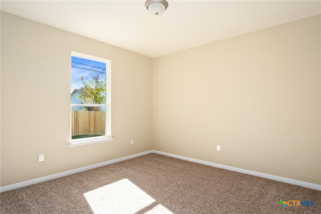 3211 Llano Alto Circle Temple, TX 76504 - Photo 19 of 29 an empty room with a window