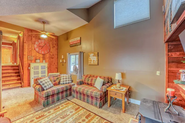 $304,900 | 28-1 Condo Road, Unit 1, Campton, NH 03223