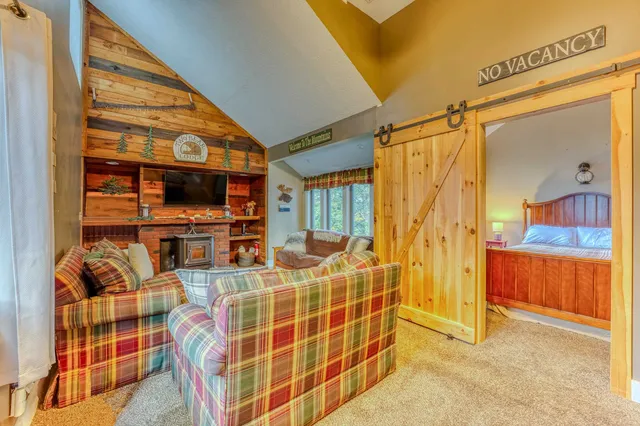 $304,900 | 28-1 Condo Road, Unit 1, Campton, NH 03223