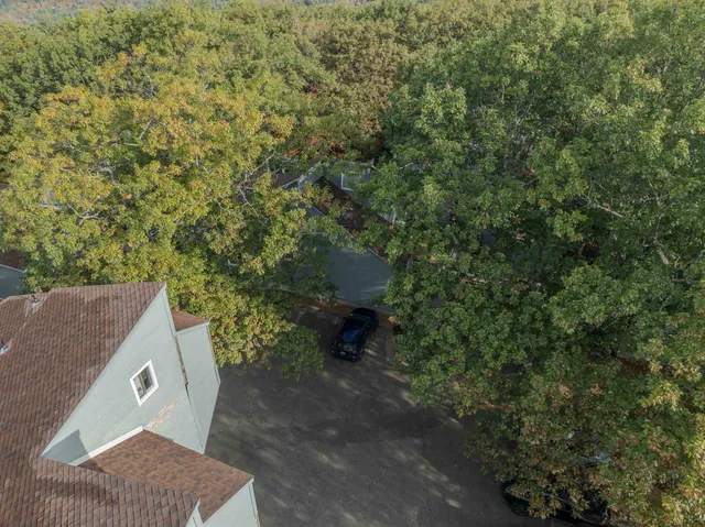 $304,900 | 28-1 Condo Road, Unit 1, Campton, NH 03223