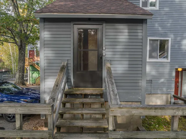 $289,900 | 28-1 Condo Road, Unit 1, Campton, NH 03223