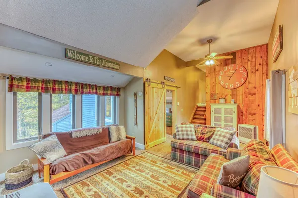 $289,900 | 28-1 Condo Road, Unit 1, Campton, NH 03223