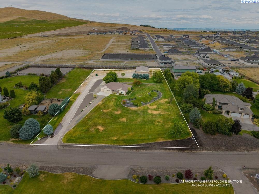 92908 East Holly Road Kennewick, WA 99338 - Photo 1 of 43 Gallery Image 1