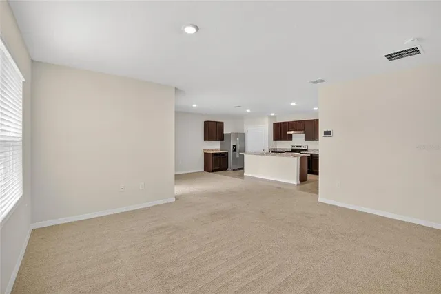 $297,900 | 820 Sun Burst Road, Winter Haven, FL 33880