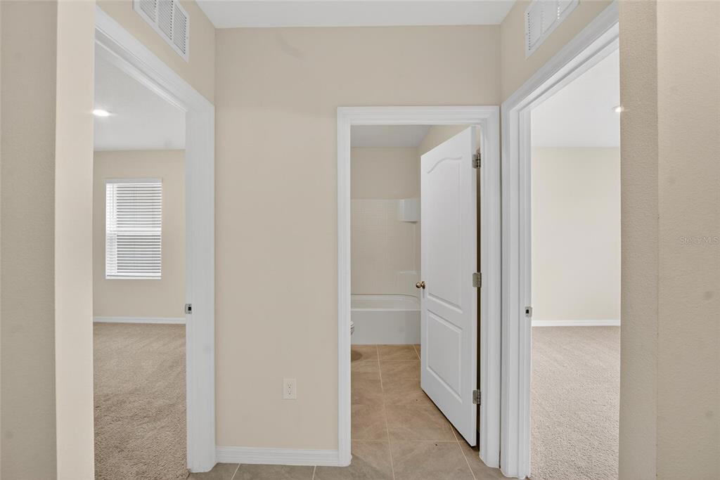 820 Sun Burst Road Winter Haven, FL 33880 - Photo 5 of 33