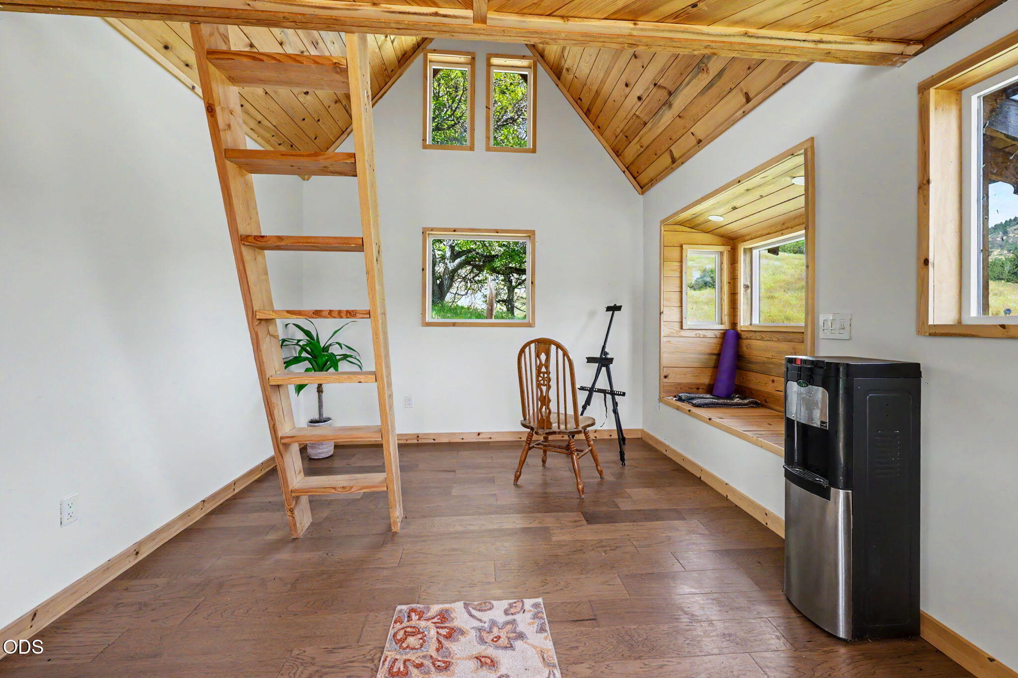 5758 Sterling Creek Road Jacksonville, OR 97530 - Photo 34 of 51
