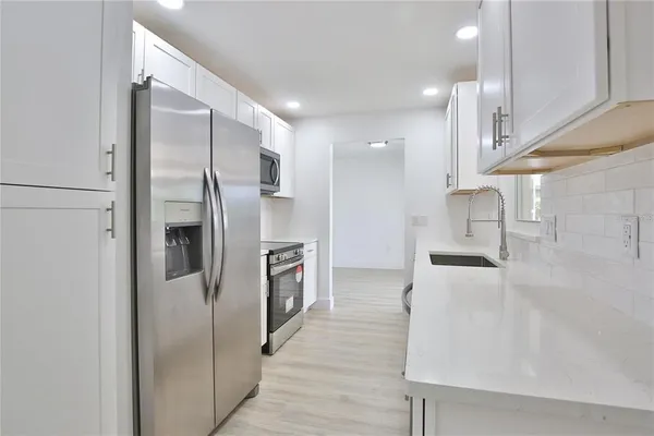 $3,295 | 2834 Hardee Drive, Sarasota, FL 34231