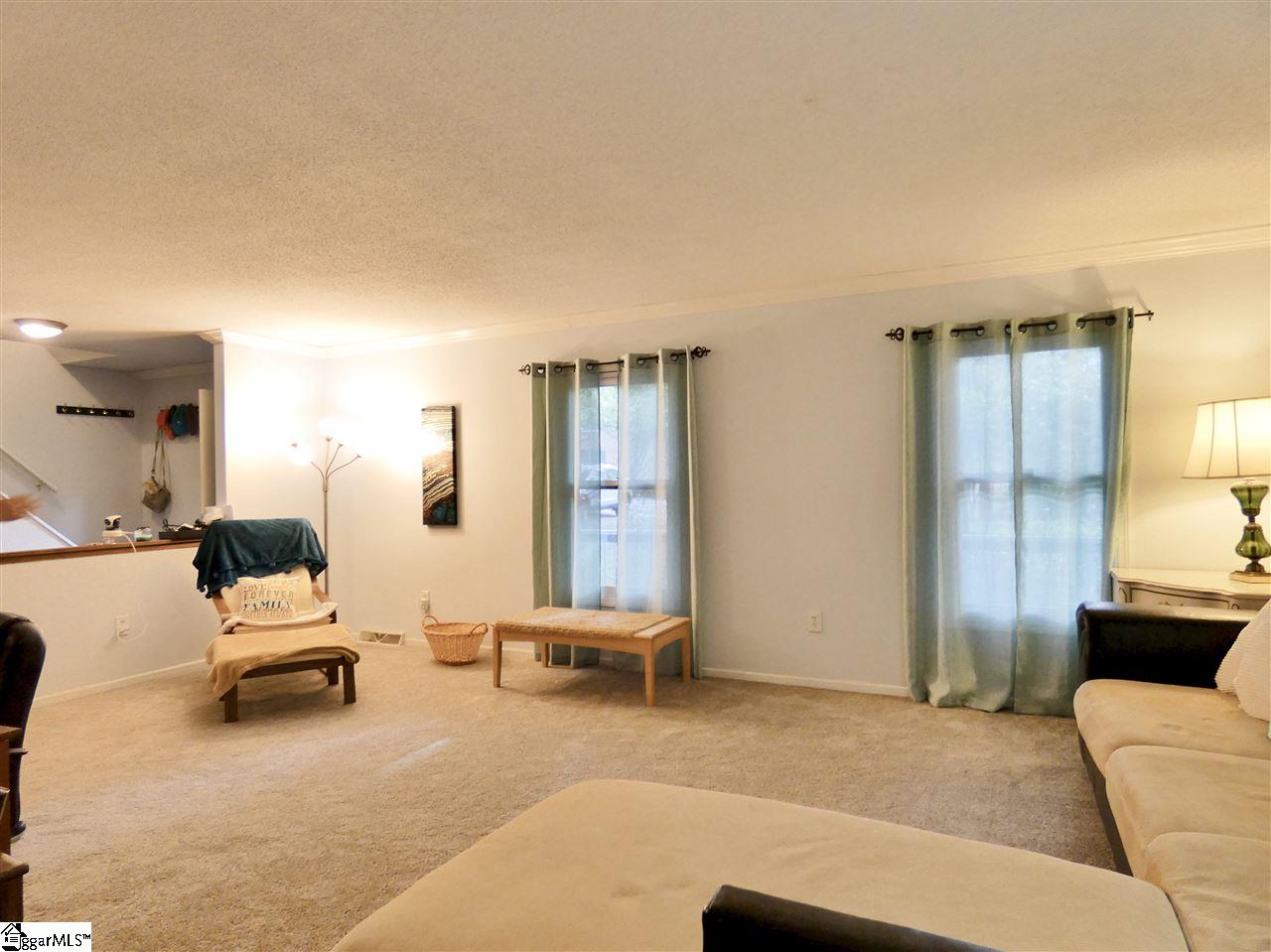 204 Tarleton Way Greer, SC 29650 - Photo 6 of 28 Gallery Image 6