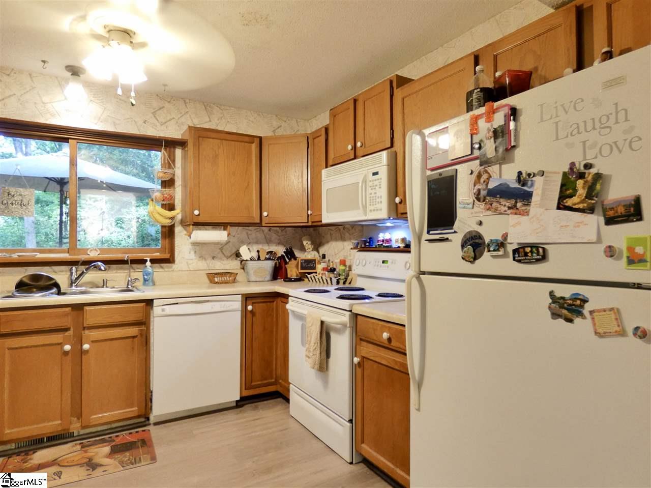 204 Tarleton Way Greer, SC 29650 - Photo 7 of 28 Gallery Image 7