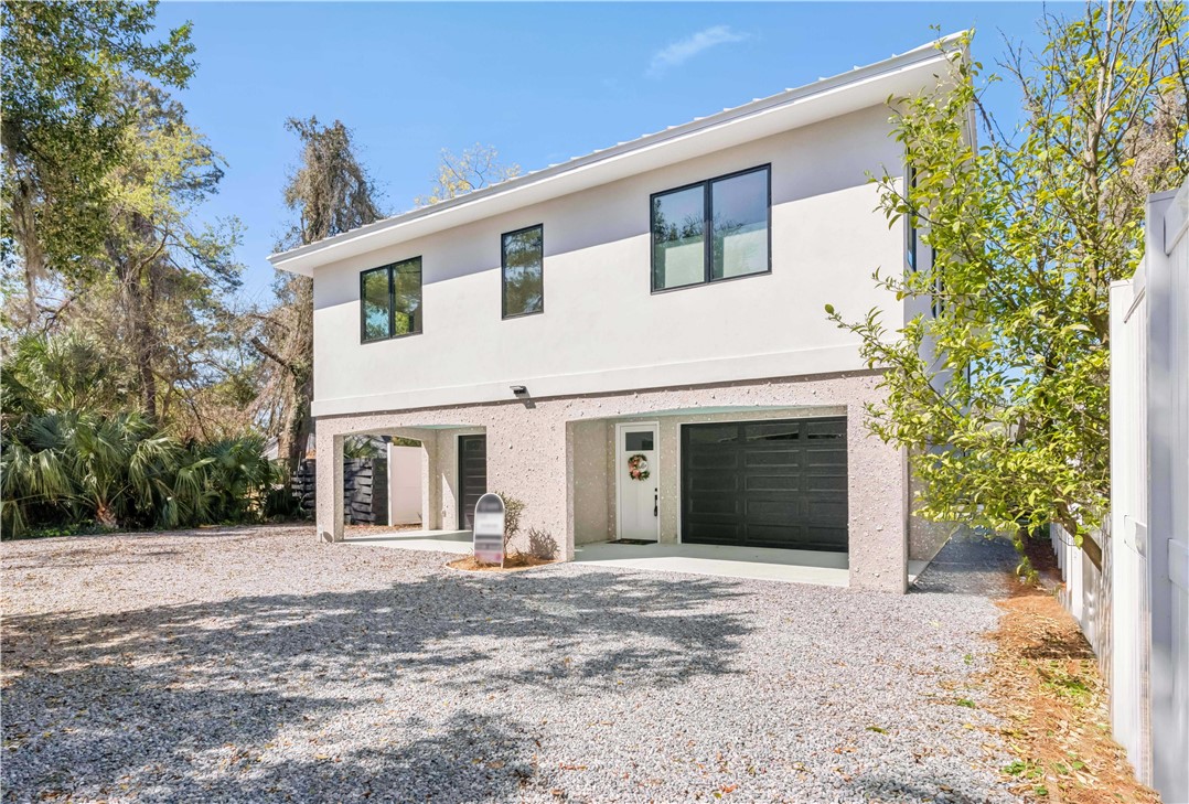 669 Arnold Lane St. Simons Island, GA 31522 - Photo 1 of 30