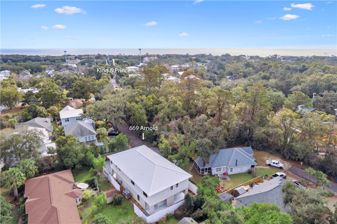 669 Arnold Lane St. Simons Island, GA 31522 - Photo 3 of 44