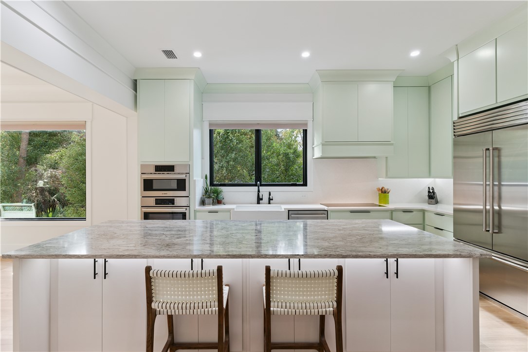 669 Arnold Lane St. Simons Island, GA 31522 - Photo 6 of 44