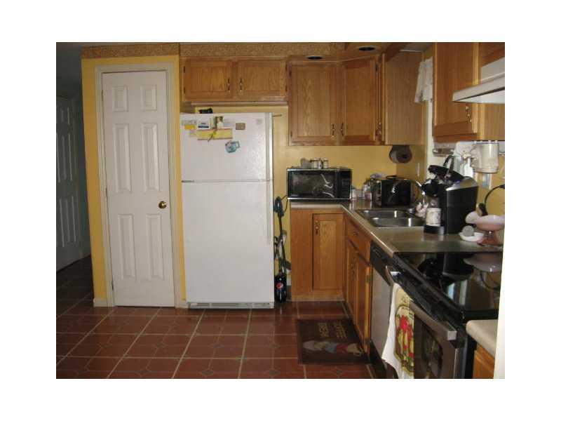 337 Green Road Fairfield, ME 04937 - Photo 4 of 26 Kitchen.
