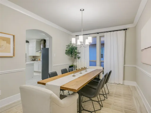 $5,000 | 2610 Sunset Vista Circle, Unit 16, Spicewood, TX 78669