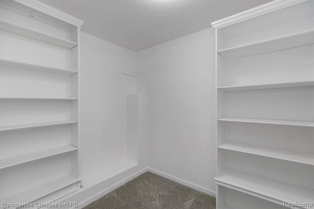 3552 Kossuth Road Lake Orion, MI 48360 - Photo 22 of 49 Gallery Image 22