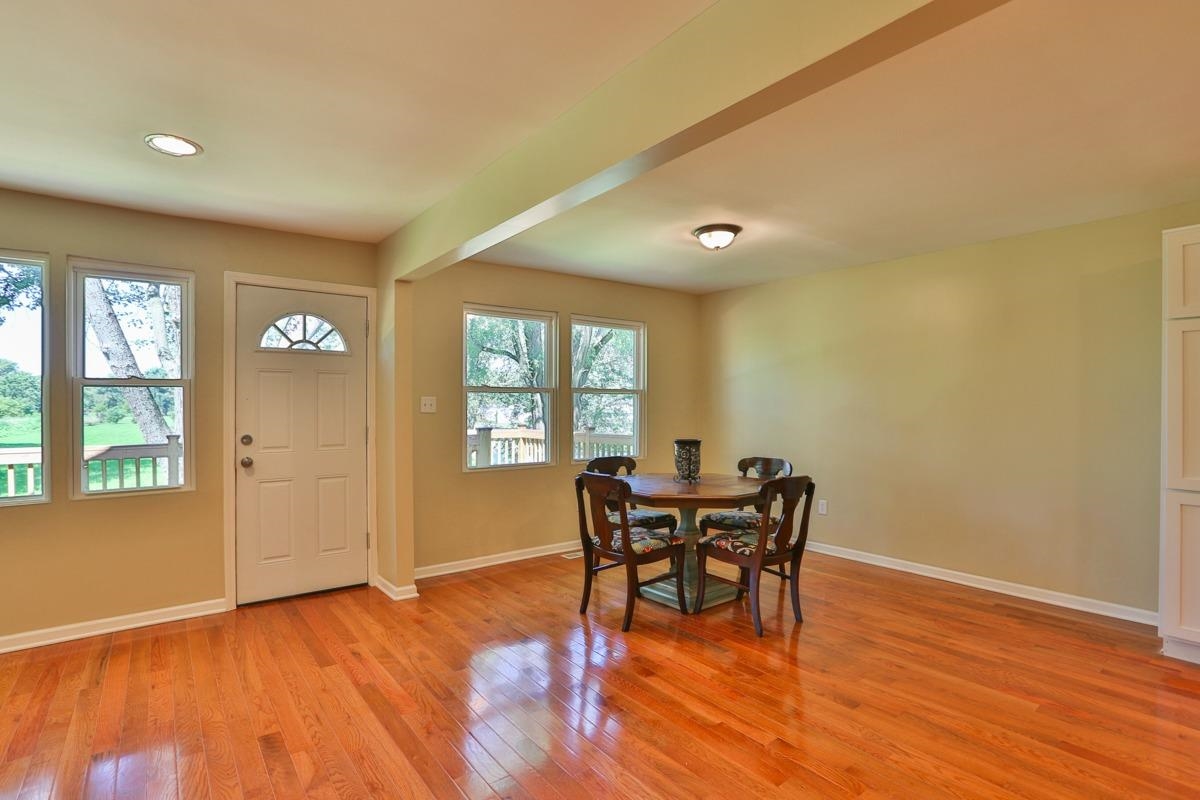 9138 Kleinman Road Highland, IN 46322 - Photo 3 of 10 1200x800