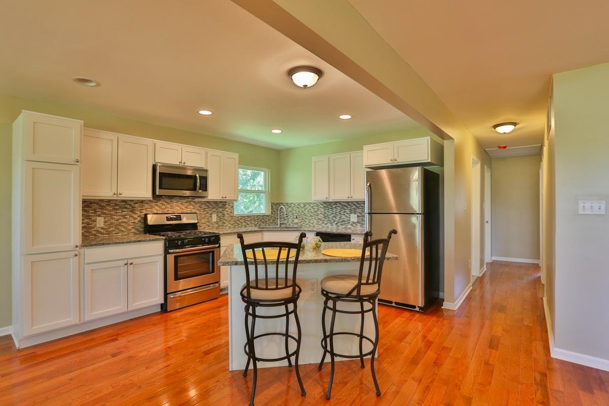 9138 Kleinman Road Highland, IN 46322 - Photo 4 of 10 1200x800