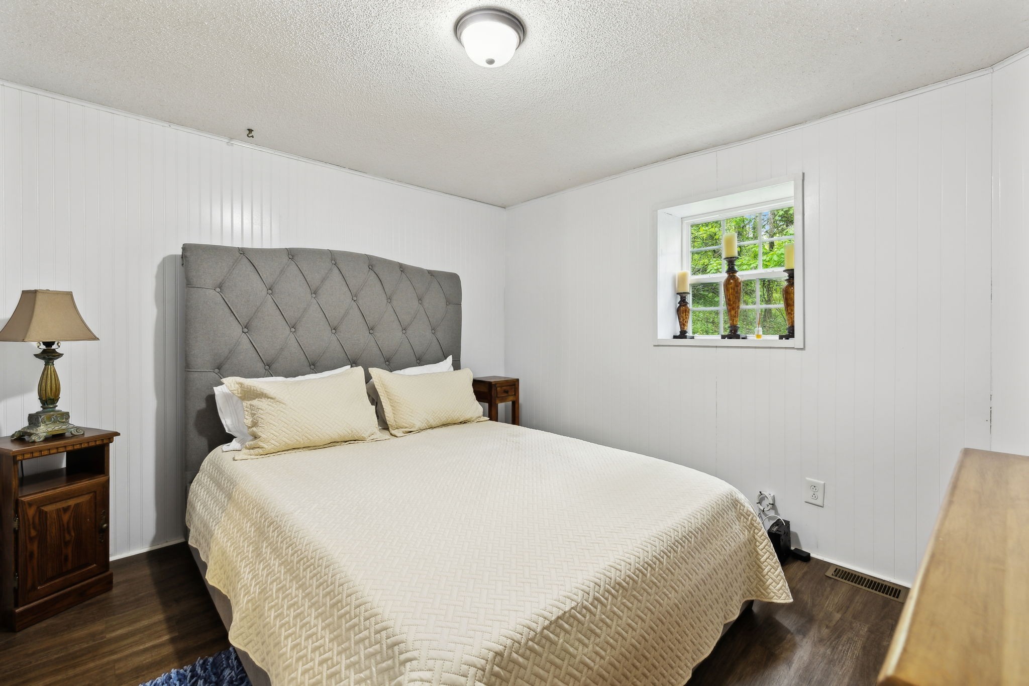 404 Duke Circle Lancaster, TN 38569 - Photo 30 of 43 a bedroom with a bed and a window