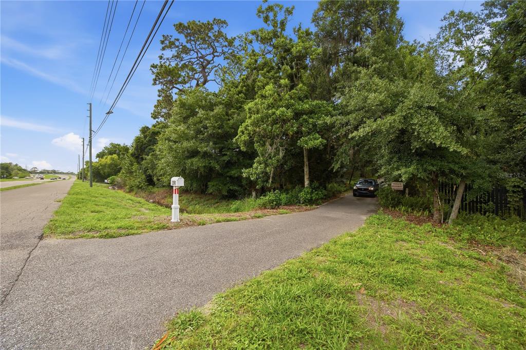 2271 Keystone Road Tarpon Springs, FL 34688 - Photo 9 of 50