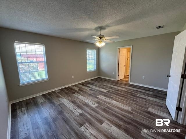 422 Meadow Lane Foley, AL 36535 - Photo 10 of 34 Master Bedroom