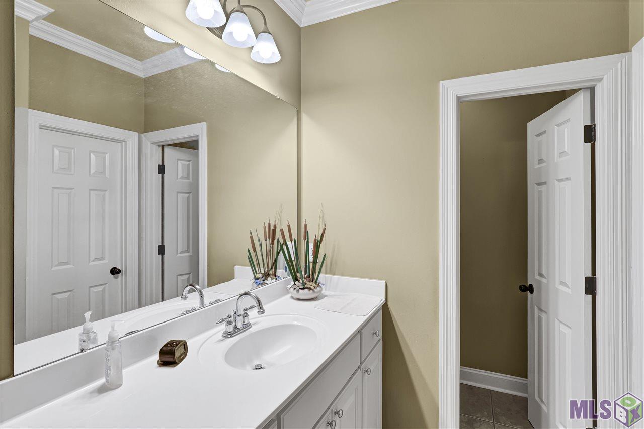 5506 Hidden Ridge Lane Baton Rouge, LA 70816 - Photo 15 of 25