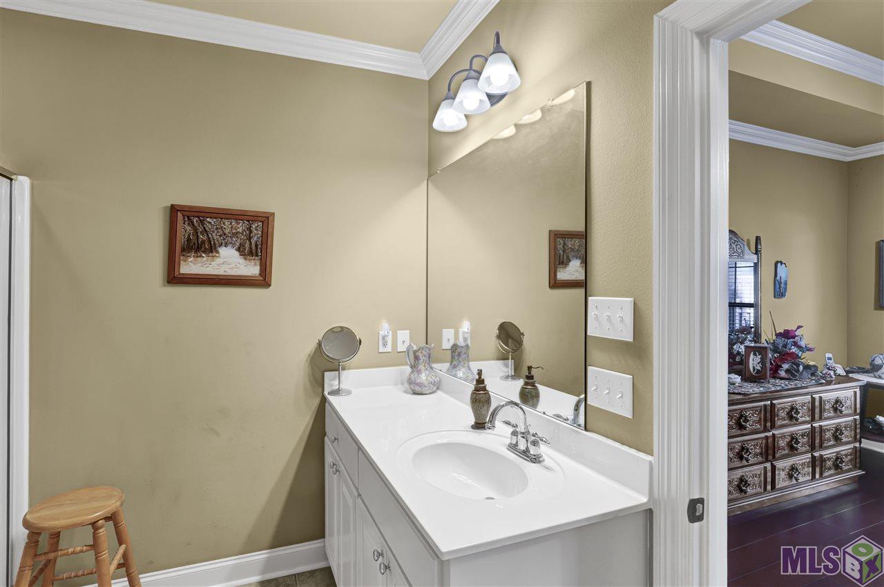 5506 Hidden Ridge Lane Baton Rouge, LA 70816 - Photo 16 of 25