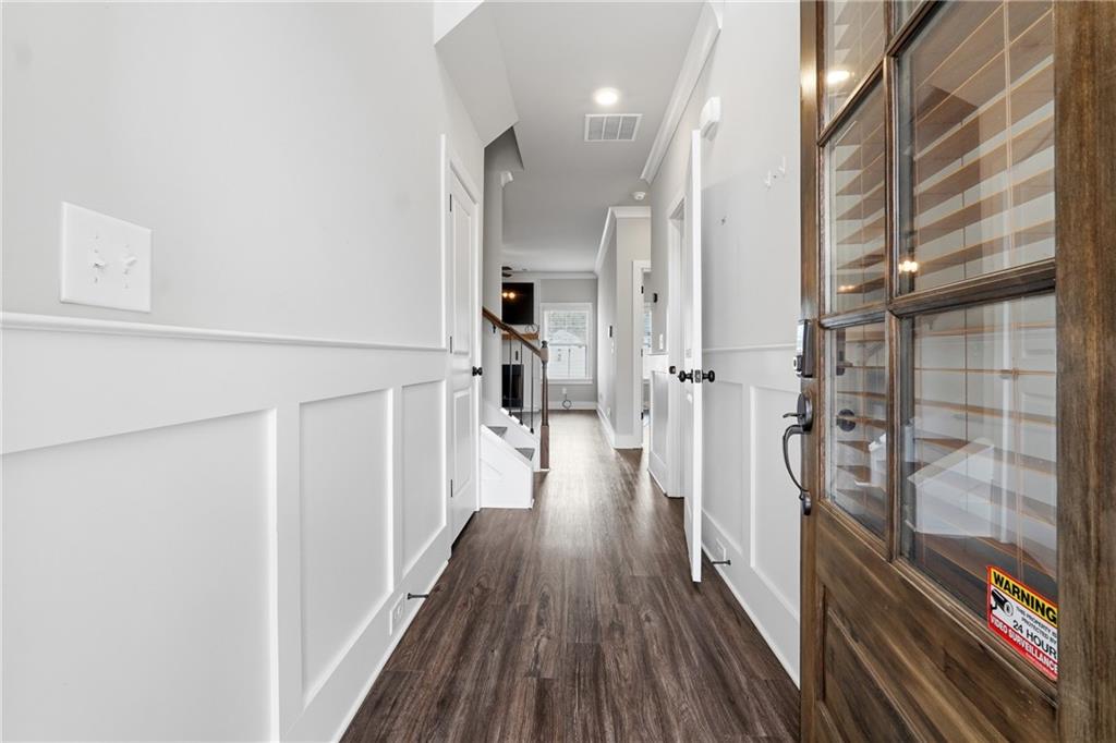 128 Russell Way Athens, GA 30606 - Photo 3 of 22