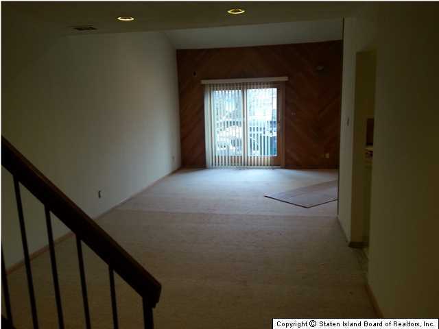 66 Timber Ridge Drive Staten Island, NY 10306 - Photo 3 of 5 Additional Photo