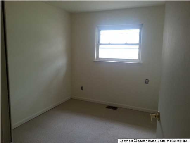 66 Timber Ridge Drive Staten Island, NY 10306 - Photo 5 of 5 Additional Photo