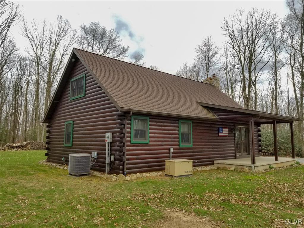 318 Laurel Road New Ringgold, PA 17960 - Photo 1 of 8 Gallery Image 1