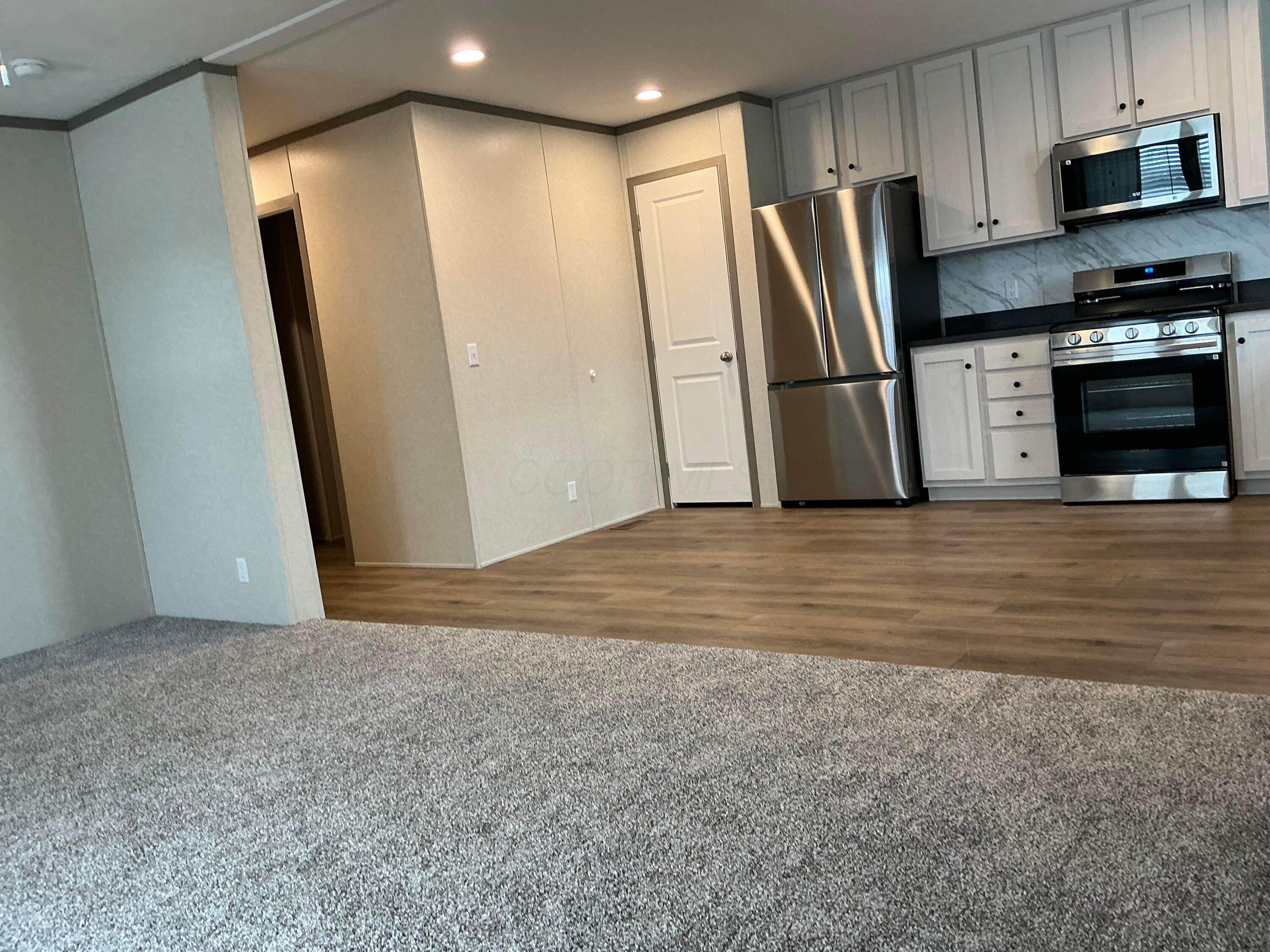 8565 Smith-Calhoun Road, Unit 68 Plain City, OH 43064 - Photo 7 of 22 IMG_1482