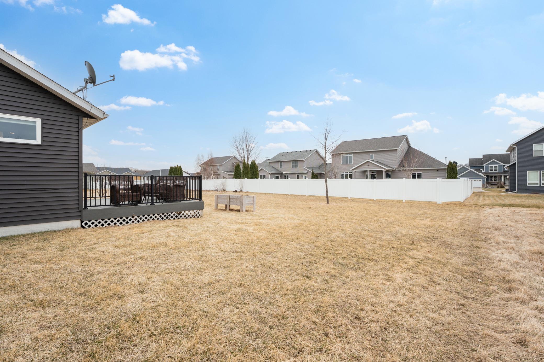 3038 Lake Meadow Drive Northwest Rochester, MN 55901 - Photo 23 of 33