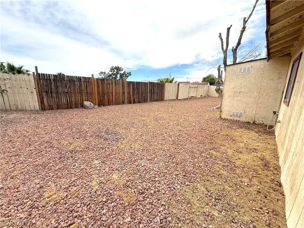 $1,445 | 4523 Penmar Circle, Las Vegas, NV 89115