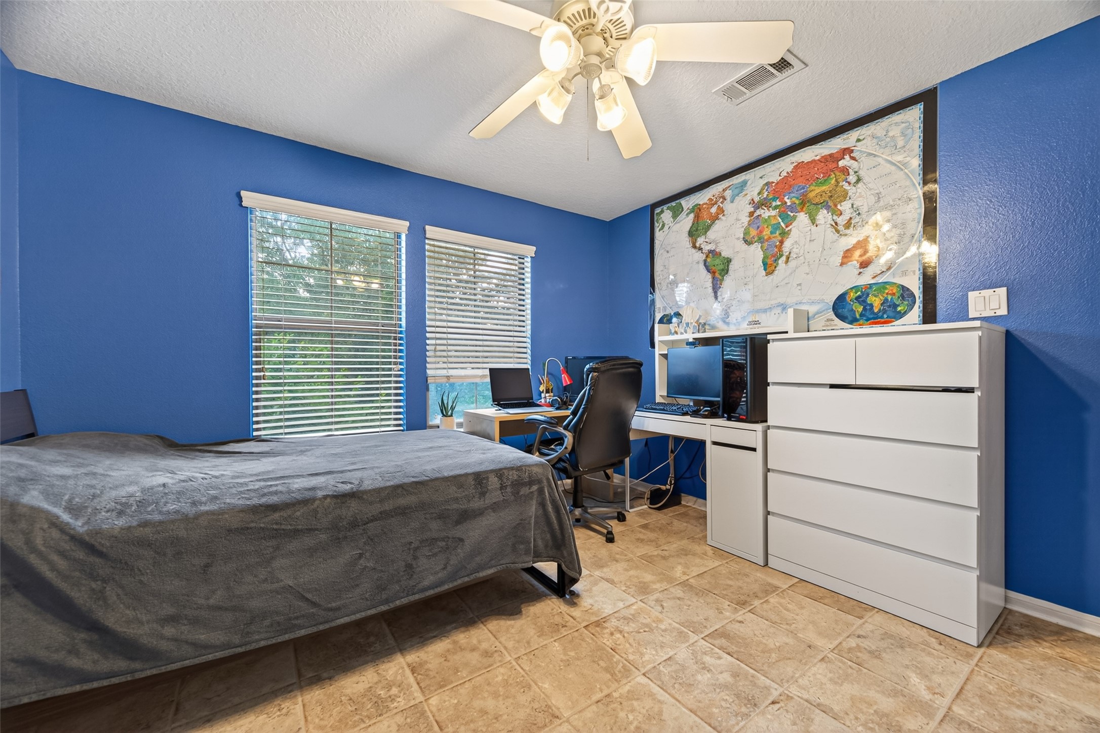 10 Mirror Ridge Drive The Woodlands, TX 77382 - Photo 28 of 46
