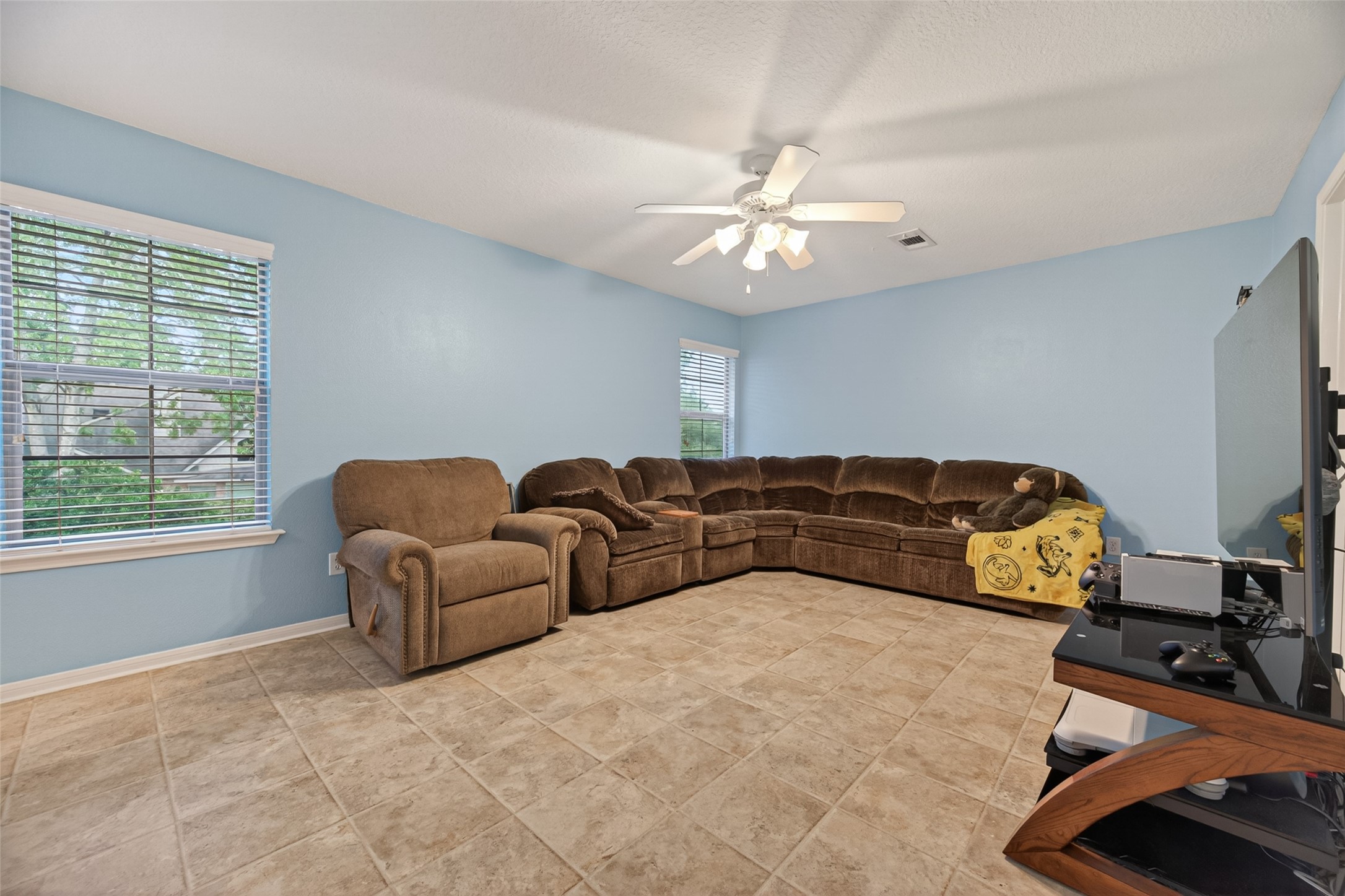 10 Mirror Ridge Drive The Woodlands, TX 77382 - Photo 31 of 46
