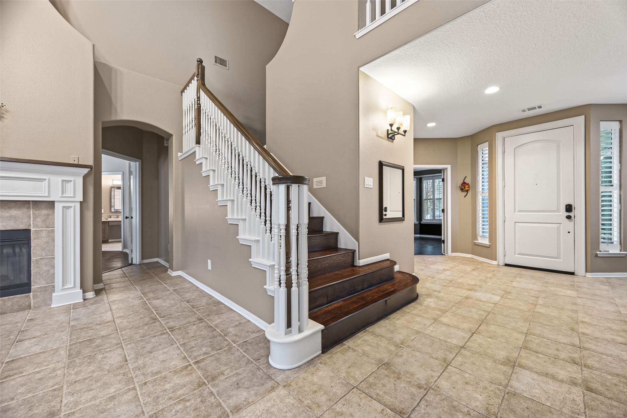 10 Mirror Ridge Drive The Woodlands, TX 77382 - Photo 32 of 46