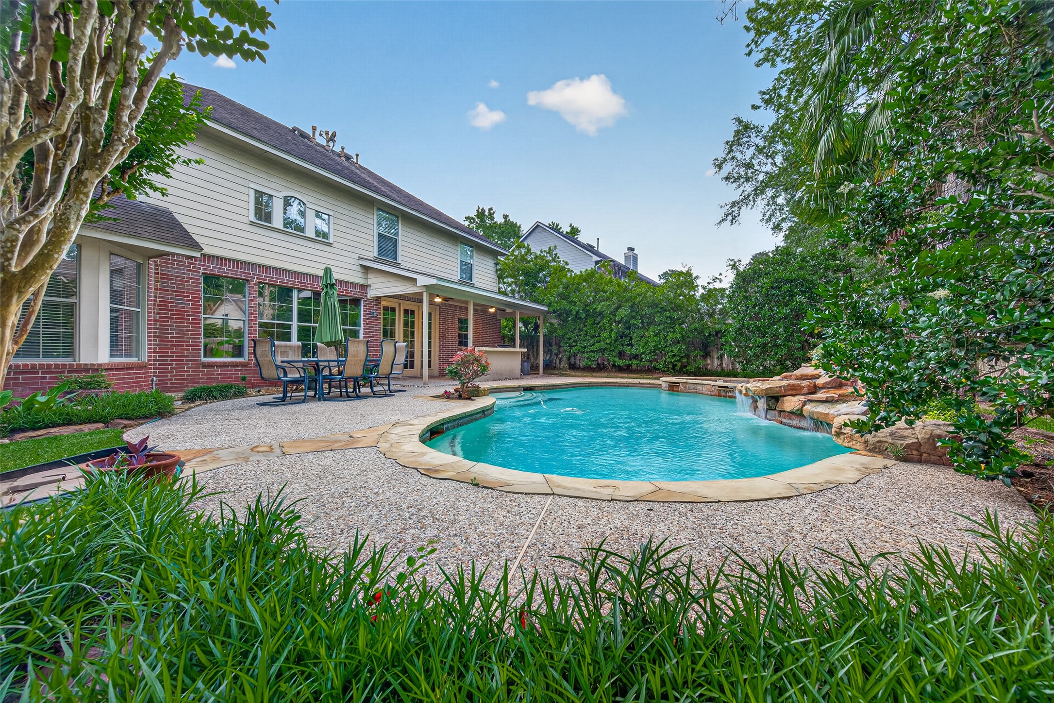 10 Mirror Ridge Drive The Woodlands, TX 77382 - Photo 37 of 46